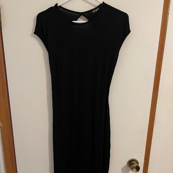 Ripe M Black Open Back Maxi Dress - Picture 1 of 8